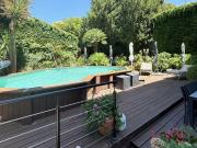 Maison de caractère avec piscine 15e Maison de caractère avec piscine 15e