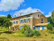 Maison de caractère dans la nature