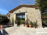 Maison de caractère issue d'une ancienne cave à vins...