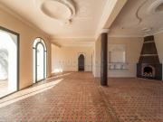 Maison de charme avec piscine en zone urbaine