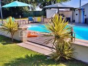 Maison de charme avec terrasse et piscine cadre...