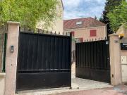 Maison de luxe de 4 chambres en location à Nanterre, France