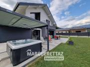 Maison de 4 chambres de luxe en vente à Marignier, France