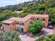 Maison de luxe de 11 pièces en vente à Saint Raphaël, France