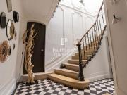 Maison de luxe de 11 pièces en vente à Bordeaux, France