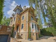 Maison de luxe de 11 pièces en vente à Orgeval, Île de...