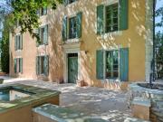 Maison de luxe de 12 pièces en vente à Roussillon, France Maison de luxe de 12 pièces en vente à Roussillon, France