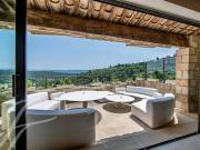 Maison de luxe de 13 pièces en vente à Gordes, Provence... Maison de luxe de 13 pièces en vente à Gordes, Provence...