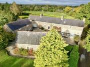 Maison de luxe de 13 pièces en vente à Pléguien, Bretagne