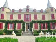 Maison de luxe de 25 pièces en vente à Saint Pierre de...
