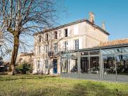 Maison de luxe de 9 pièces en vente à Angoulême,...