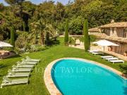 Maison de luxe de 9 pièces en location à Tourrettes sur...