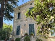 Maison de luxe de 3 chambres en vente à Carpentras, France
