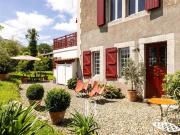Maison de luxe de 4 chambres en vente à Ascain, France