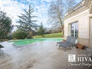 Maison de luxe de 4 pièces en vente à Bordeaux, France