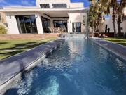 Maison de luxe de 4 pièces en vente à Le Grau...