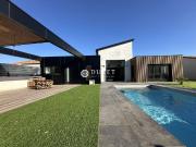 Maison de luxe de 5 chambres en vente à Montaigu, Pays...