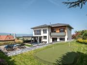 Maison de luxe de 5 pièces en vente à Bossey, France