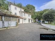 Maison de luxe de 5 pièces en vente à Neuville sur...