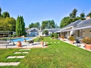 Maison de luxe de 640 m2 en vente Les Loges en Josas,... Maison de luxe de 640 m2 en vente Les Loges en Josas,...