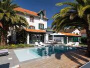 Maison de luxe de 6 pièces en location à Biarritz, France
