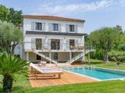 Maison de luxe de 6 pièces en vente à Cannes, France