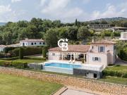 Maison de luxe de 6 pièces en vente à Châteauneuf...