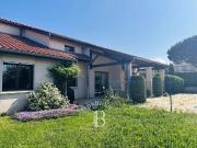 Maison de luxe de 6 pièces en vente à La Tour de... Maison de luxe de 6 pièces en vente à La Tour de...