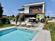 Prestigieuse Maison en location Ville la Grand, Auvergne...