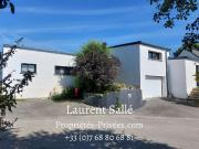 Maison de luxe de 7 pièces en vente à Ambon, Bretagne