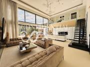 Maison de luxe de 7 pièces en vente à Bandol, France