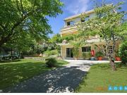 Maison de luxe de 7 pièces en vente à Fontenay aux...