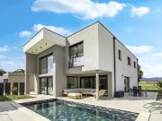 Maison de luxe de 7 pièces en vente à Issenheim, France