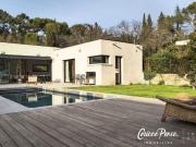 Maison de luxe de 7 pièces en vente à Nîmes, Occitanie