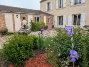 Maison de luxe de 7 pièces en vente à Senlis, France