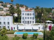 Maison de luxe de 8 pièces en location à Golfe Juan,...