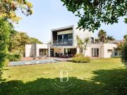 Maison de luxe de 8 pièces en vente à Anglet, France
