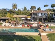 Maison de luxe de 8 pièces en vente à Cannes, Provence...