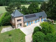 Maison de luxe de 8 pièces en vente à Dampierre sur... Maison de luxe de 8 pièces en vente à Dampierre sur...