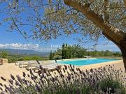 Maison de luxe de 8 pièces en vente à Joucas, Provence...