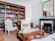 Maison de luxe de 8 pièces en vente à Saintes, France