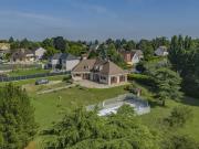 Maison de luxe de 9 pièces en vente à Montfort...