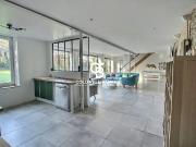 Maison de luxe de 9 pièces en vente à Saubrigues,...
