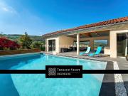 Maison de luxe de 9 pièces en vente à Theizé, Auvergne...