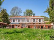 Maison de luxe en vente à Bajamont, France