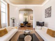 Maison de luxe en vente à Bordeaux, France