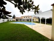 Maison de luxe en vente à Cherves Richemont, France