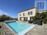 Maison de luxe en vente à Fléac, France