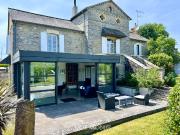 Maison de luxe en vente à Guichen, France