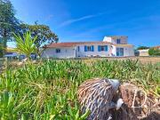 Maison de luxe en vente à Roujan, France